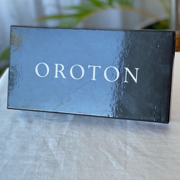 NWT OROTON Aussie Brand Women’s Navy Blue Wallet new with box. Great gift! - Picture 3 of 6